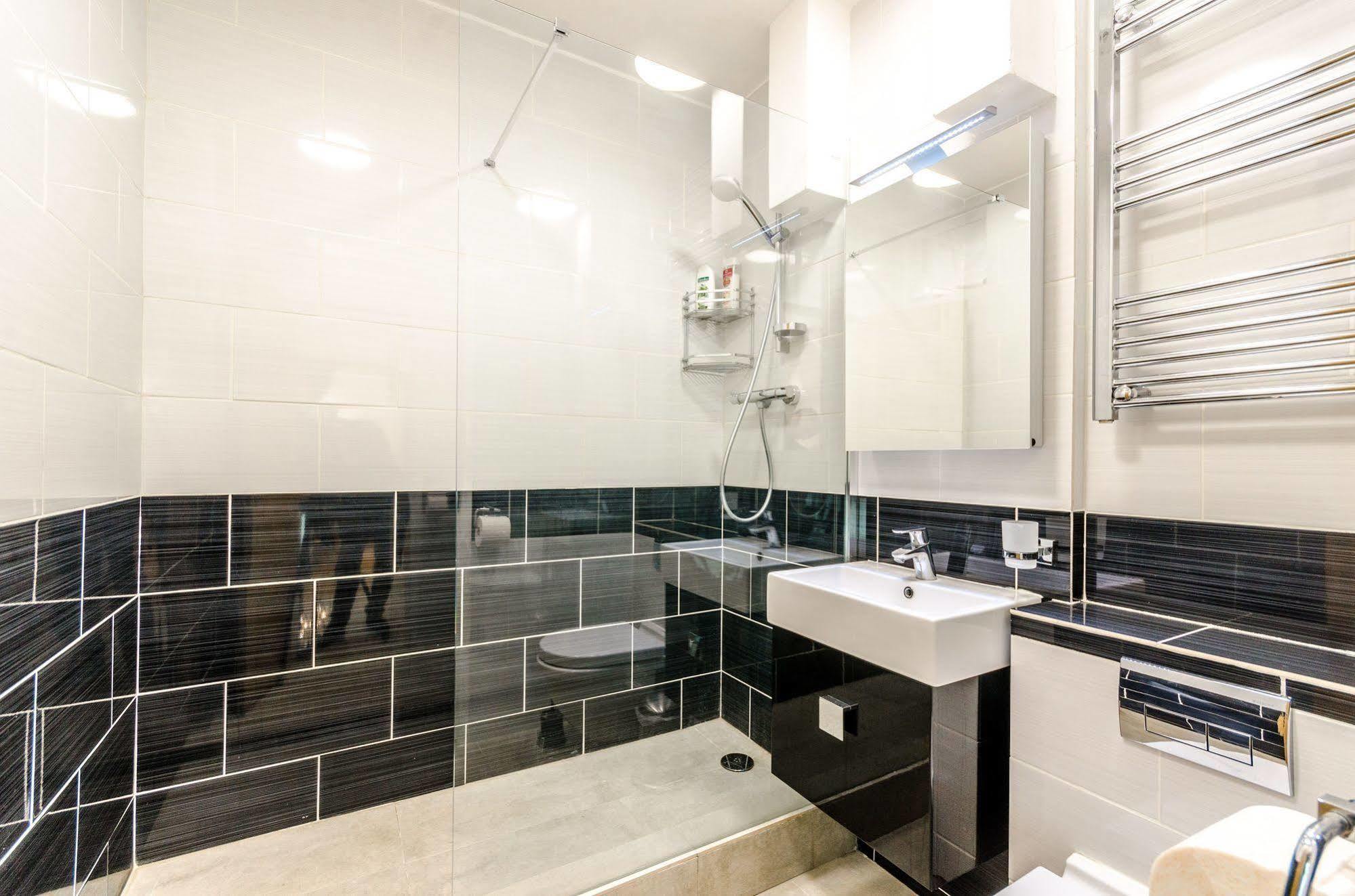 Milestone Apartments 런던 외부 사진